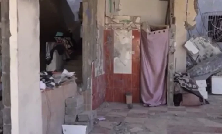 Bashkëjetesë me vdekjen/ Familja në Gaza jeton me bombën në shtëpi, mund të shpërthejë në çdo moment…