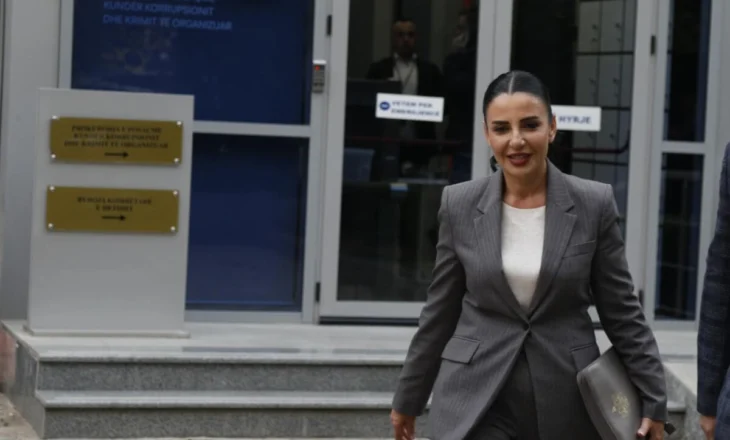 “Belinda Balluku duhet të arrestohet”/ Ish-kandidati reagon me tone të ashpra:Ka vjedhur miliona me tenderët korruptivë