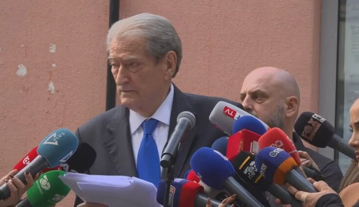 Berisha del nga SPAK, lexon mesazhin që i la Altin Dumanit