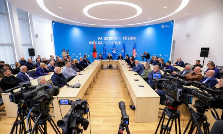 Berisha i drejtohet ambasadorit të BE: Cilido që mohon narkoshtetin, me dashje ose pa dashje e mbështet Edi Ramën në platformën e tij