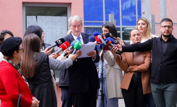 Berisha lexon mesazhin që i la Dumanit: Do përgjigjesh edhe ti para ligjit…