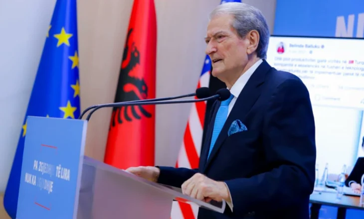 Berisha pranon pazaret me Belinda Ballukun, kreu i PD konfirmon se zëvendësja e Ramës mbushte mitingjet në protesta…