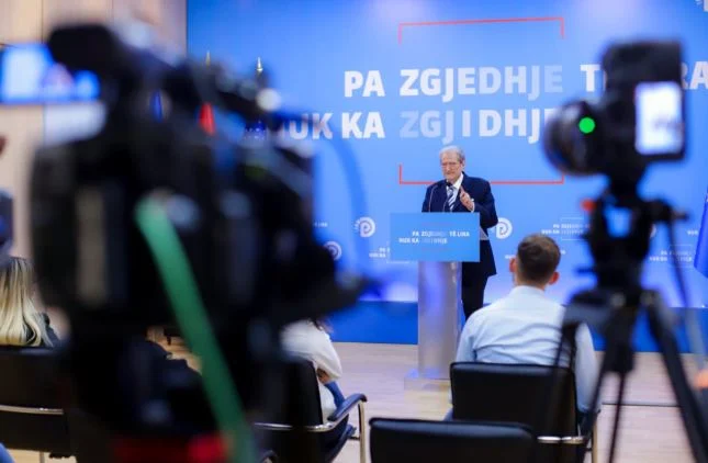 Berisha tregon pritshmëritë nga protesta: Një qeveri teknike për zgjedhje të lira dhe të ndershme