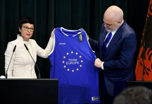 BIRN/ Hapja e kapitujve me BE, një proces më i mirë në letër se sa në praktikë