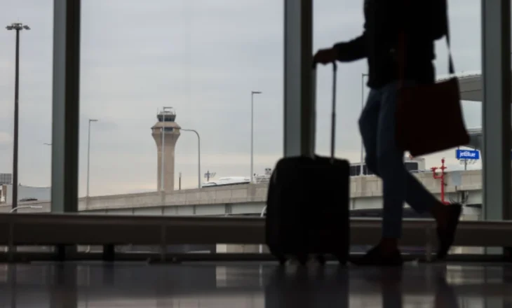 Bllokimi i qeverisë amerikane, SHBA do shkurtojë fluturimet në 40 aeroporte