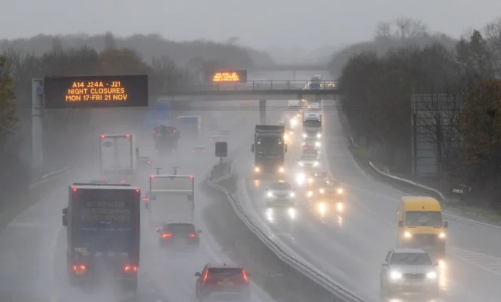 Britania e Madhe në alarm, perfshihet nga stuhia “Claudia”