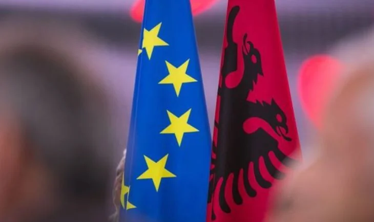 Brukseli jep dritën jeshile/ Shqipëria hyn në fazën e fundit drejt anëtarësimit