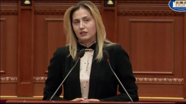 “Buxheti nuk u përgjigjet nevojave të qytetarëve/ Zhupa: Tirana s’ka muze, teatër dhe cirkun e bëjnë deputetët