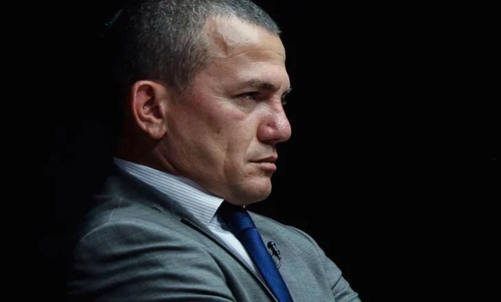 Buzhala: Rama ose po ndërmjetëson për ‘kurbanin’, ose është para një shpërthimi të madh