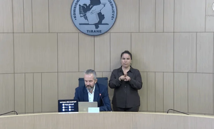 Celibashi: Procesi i votimit ka nisur normalisht në pesë bashkitë! Në Tepelenë numërimi me ndihmën e Inteligjencës Artificiale