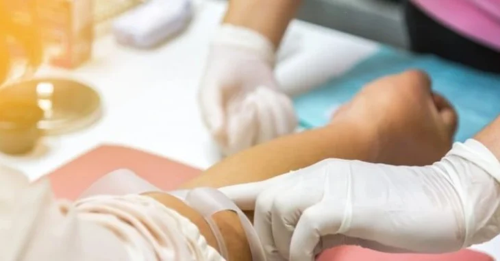 Çfarë do të thotë kur niveli i granulociteve është i lartë në analizën e gjakut