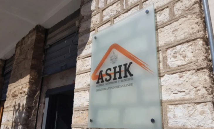 Çfarë po ndodh me jugun? Pas dorëheqjes së drejtorit të Vlorës, shkarkohet drejtori i Kadastrës së Sarandës