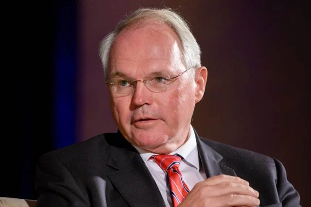 Christopher Hill në Hagë: Delegacioni i Kosovës ishte dakord me Marrëveshjen e Rambujesë