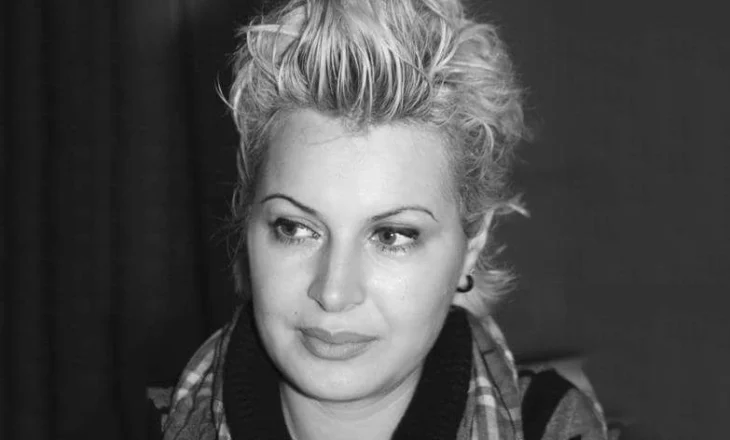 Cikël me poezi nga Ardita Jatru: Nënë, sa shumë ngjajmë…