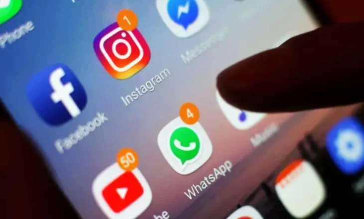 Danimarka vendos kufi moshe për rrjetet sociale, nën 15 vjeç nuk lejohet përdorimi