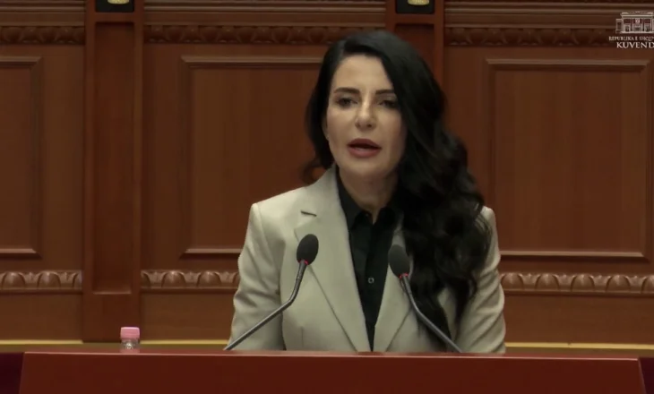 Debat me Shehajn, shpërthen Balluku: S’bëhet politika me selfie, do ngelesh gjithmonë pronar i vogël i call-centra-ve