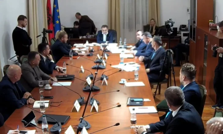 Debat te ‘Siguria’/ Noka hedh akuza për portin e Durrësit, Çuçi: Mos fol pa fakte, dil në konferencë dhe thuaj çfarë të duash