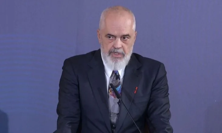 Dëbimi i 700 familjeve shqiptare/ Rama sulmon sekretaren e Brendshme britanike: Pëshpërimë statistikore