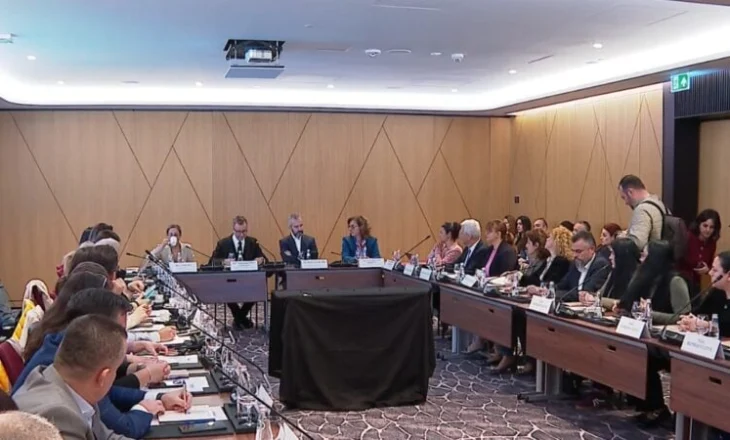 “Depolitizoni administratën zgjedhore”/ Rekomandimi i ambasadorit të BE, Gonzato për partitë politike