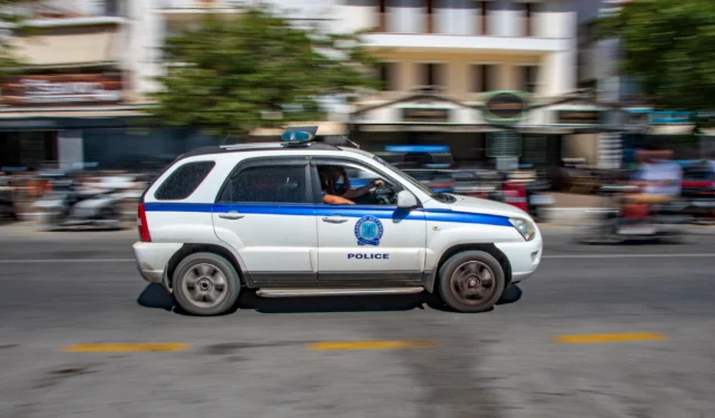 Detaje nga ngjarja e rëndë në Greqi/ Trupi i djegur që u gjet brenda në makinë dyshohet se është i një shqiptari