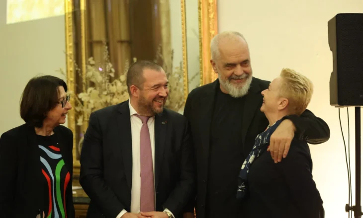 “Diplomacia e shijes”, Tirana pret ish-shefin e “Élysée”, Rama dhe AIDA promovojnë gastronominë shqiptare