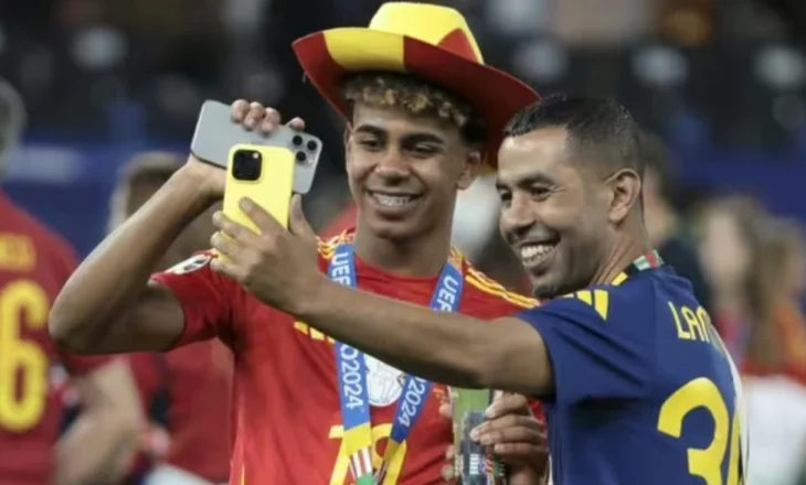 “Djali nuk ka pse të më çoj në azil”! Babai i Yamal çudit botën: Mbledh ende kartonë në rrugët e Barcelonës…