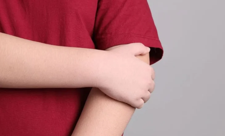 ‘Djemtë më të rrezikuar se vajzat’, OBSH: Një në 10 fëmijë është obez në Evropë