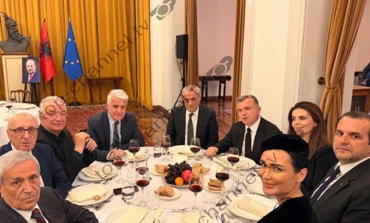Dreka e lamtumirës për ish-kryeministrin Nano/ Majko, Ruçi e Balla në një tryezë me djalin e Rugovës dhe bashkëpunëtorët e ngushtë të Hashim Thaçit