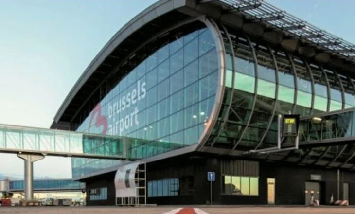 Dronë në Aeroportet në Bruksel dhe Liège, pezullohen fluturimet