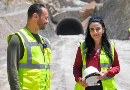 “Dua të vë para përgjegjësisë ‘mustaqen’”/ Ironia e Ballukut me Berberin, zbardhen bisedat: Do vijë Plaku i ASL,…