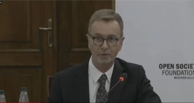 “Duhet përfshirje nga qeveria dhe opozita për integrimin në BE”/ Gonzato: Për të mbyllur negociatat në 2027, duhet të…