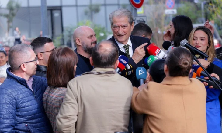 “Dumani po pinte kafe me Farrukun”, Berisha: Ndërkombëtarët e SHBA kanë deklaruar se PS kishte agjendë dhune me 21 janar