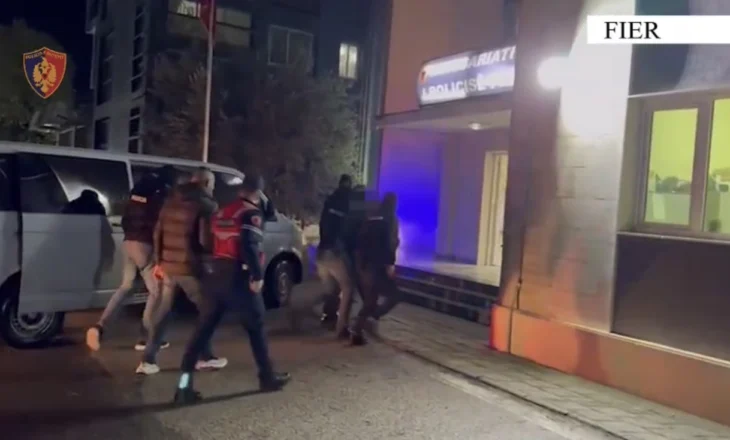 DVP Fier/ Operacioni për kapjen e personave në kërkim dhe goditjen e paligjshmërisë – Arrestohen dhe procedohen disa shtetas
