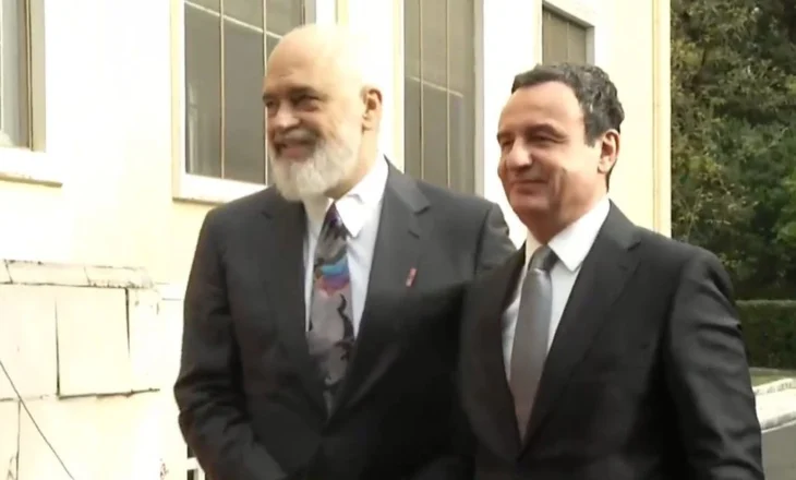 “E do, se do, e keni bërë si 100 Vitrinat”, Rama batuta pas takimit me Kurtin: Po të përgjigjem merr fund telenovela