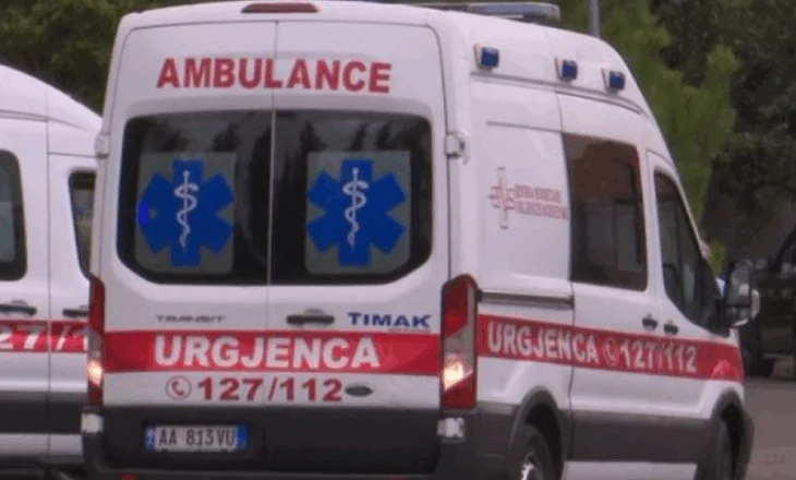 E rëndë në Maliq/ 45-vjeçari gjendet i pajetë, bluza i ngeci tek kangjellat dhe…