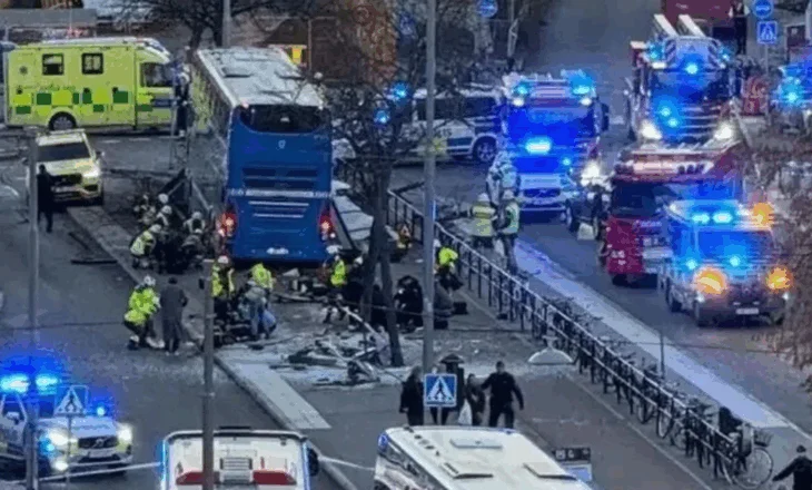 E rëndë në Stokholm! Autobusi përplas për vdekje 3 qytetarë, disa të plagosur