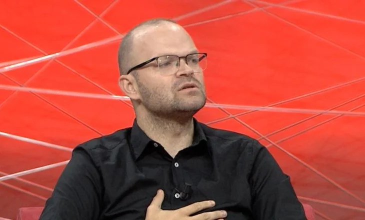 “Edhe unë në listën e non gratave nga Greqia”, reagon sërish Aulon Kalaja: Nuk më ndalojnë të jem patriot për atdheun tim