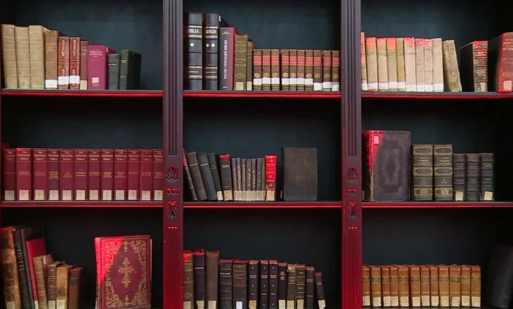 Ekspozita me shkrimet e shenjta/ 452 dokumente të ekspozuara në ambientet e Bibliotekës Kombëtare
