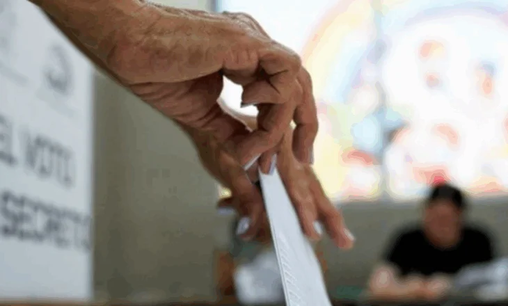 Ekuadori voton kundër lejimit të bazave ushtarake të huaja në vend