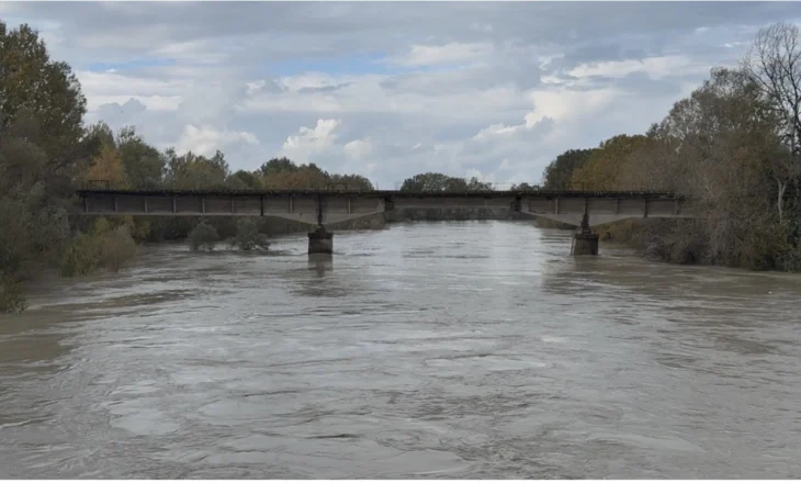 Emergjencat Civile të Qarkut Fier: Lumenjtë në ulje, asnjë rrezik për banesa