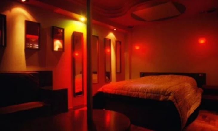 EMRAT/ Ushtronin prostitucion në Elbasan, arrestohet tutorja dhe dy shtetase të huaja