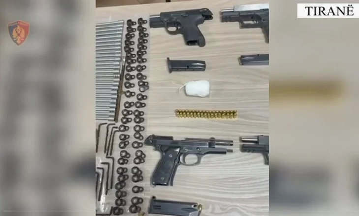 EMRI/ Furnizonte grupe kriminale me armë zjarri, arrestohet 46-vjeçari, përdorte…