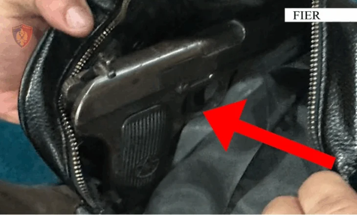 EMRI/ I dënuar më parë për vrasje/ 57-vjeçari në Fier kapet me armë