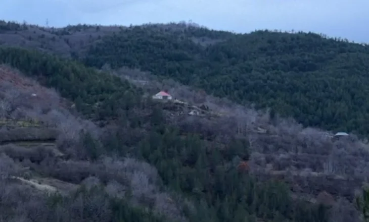 EMRI/ Identifikohet edhe personi i dytë në Orosh, i ndjekur nga Antiterrori! Policia dërgon për negociata vëllain e 24-vjeçarit