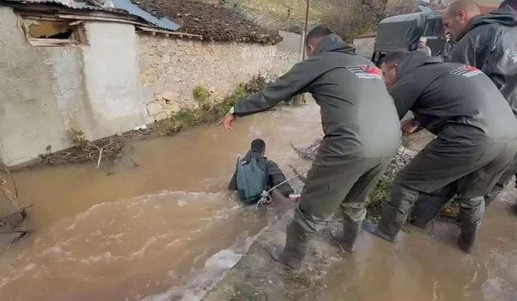 EMRI/ U mor nga rrjedha e ujit, gjendet e pajetë gruaja