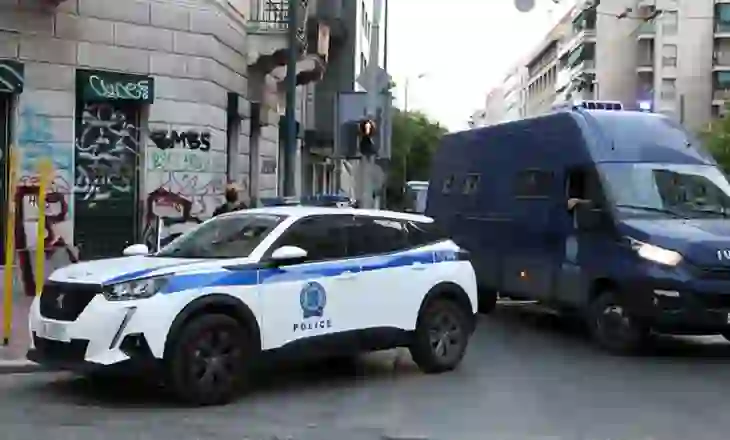 (EMRI)Arrestohet shqiptari në Greqi, konsiderohej ‘koka’ e grupit të trafikut të narkotikëve/ Droga kalonte përmes Rusisë..
