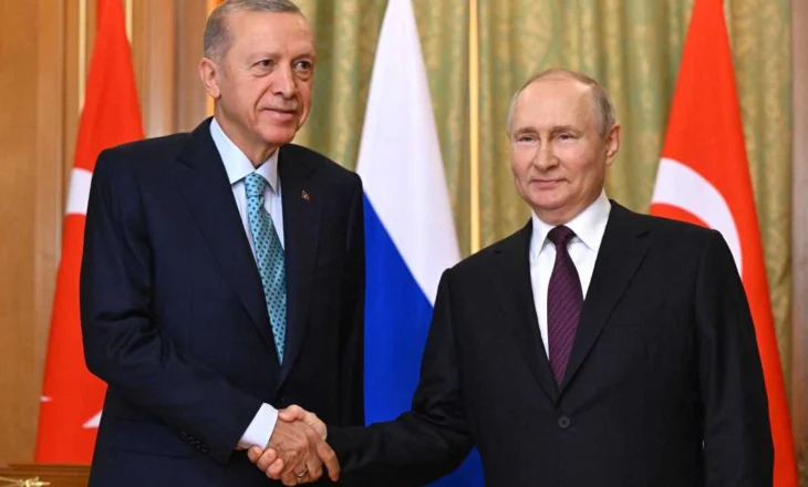 Erdogan të Hënën do të zhvillojë bisedime me Putin për planin e paqes në Ukrainë