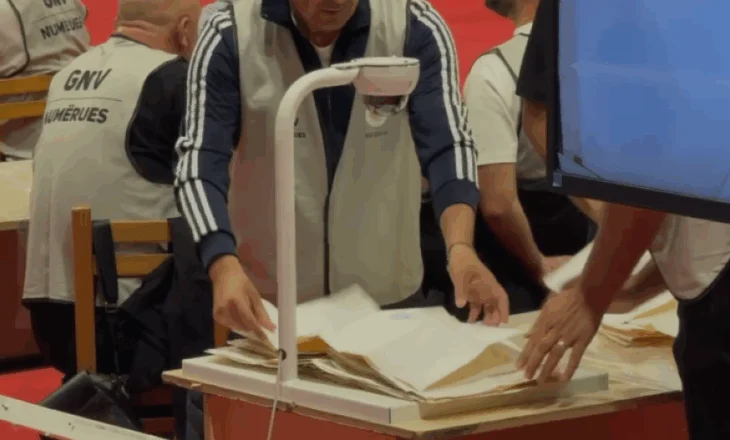 Ervin Llazar Ceca shpallet kryetar i ri i Bashkisë Berat