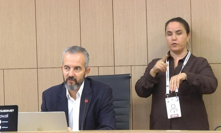 “Është raportuar për dy problematika…”/ Procesi zgjedhor, Celibashi deklaratë për mediat: Jemi duke e verifikuar