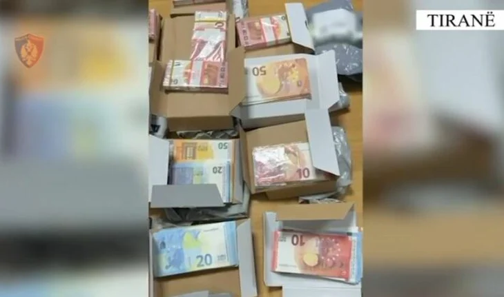 Euro të falsifikuara në qarkullim, arrestohen 4 të rinj në Tiranë